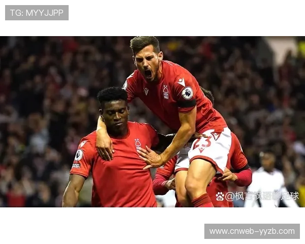 诺丁汉森林后防核心布兰斯韦特腿筋受伤，需至2026年1月复出。